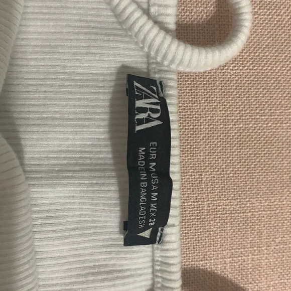 ZARA medium white tank top - Picture 2 of 3